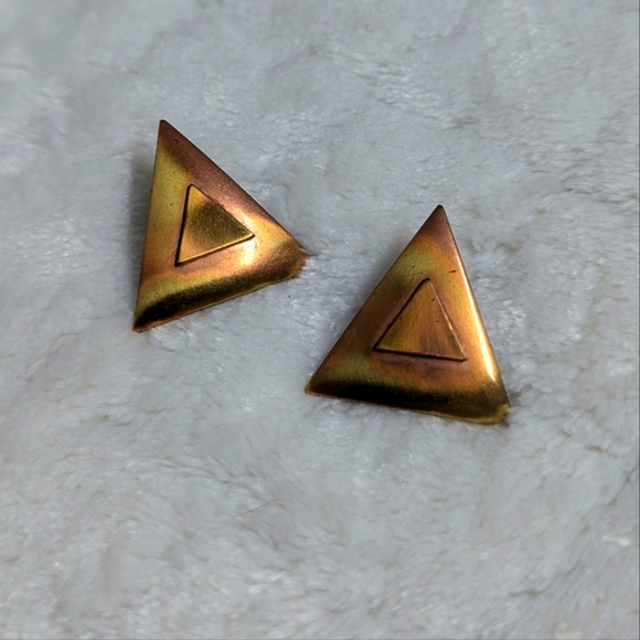 Vintage Copper Triangle Pierced Earrings - Picture 5 of 7